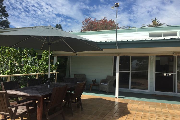 Castaways, 36 Cromarty Road – Beachfront house