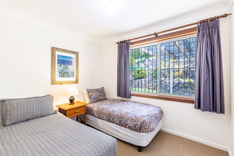 10 Garuwa Street – Fabulous Fingal Bay water views