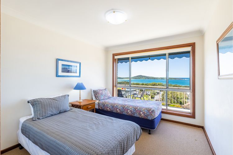 10 Garuwa Street – Fabulous Fingal Bay water views