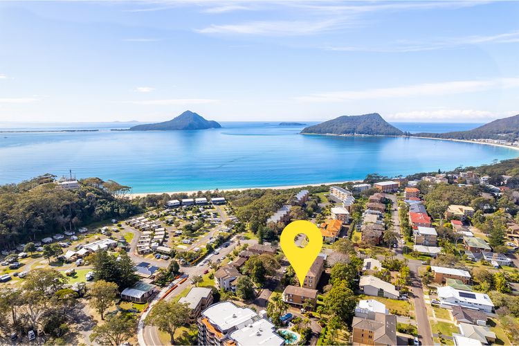 Columbia Views, 2/9 Columbia Close – Aircon, WIFI, Netflix, Views & Boat Parking