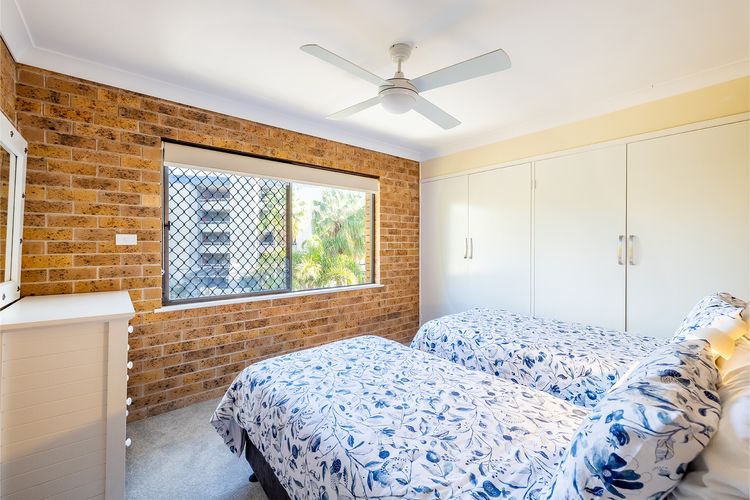 Columbia Views, 2/9 Columbia Close – Aircon, WIFI, Netflix, Views & Boat Parking