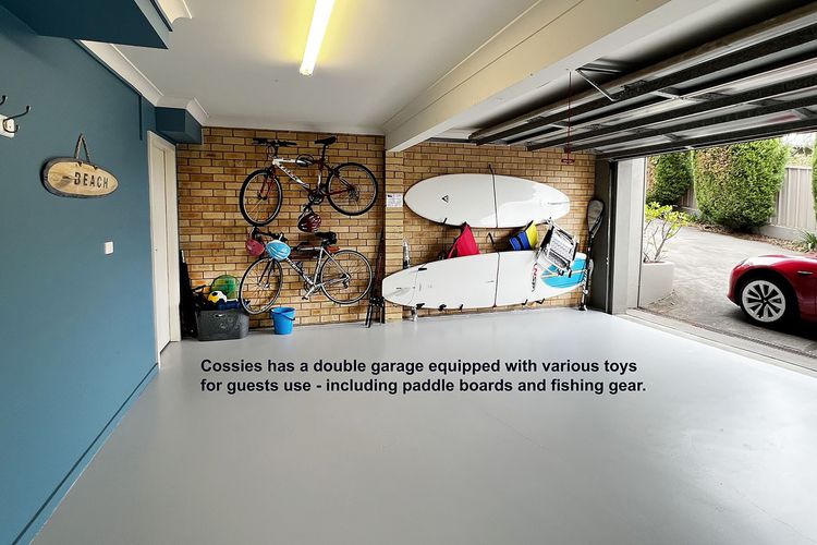 Cossies at Corlette – Stunning views & Beach access