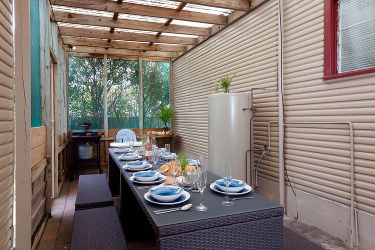 Daves Place, 27 Rigney St – Holiday house with WIFI, Dog Friendly, Aircon & Boat Parking