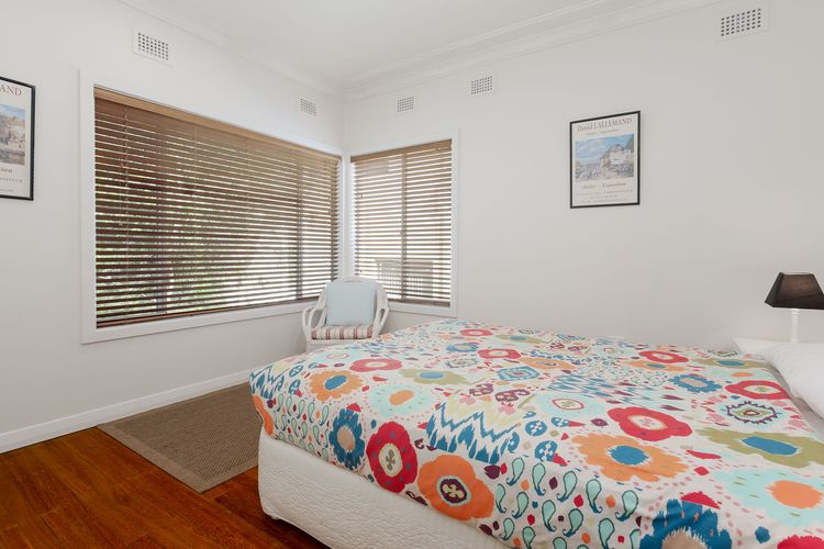 Dutchies Haven, 11 Christmas Bush Ave – Pet friendly, large enclosed yard, air con and Wi-Fi