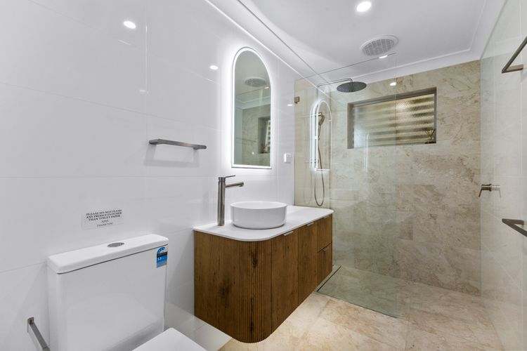 Dutchies Vista, 1/45 Christmas Bush Ave – Ground floor duplex with stunning water views and close to the beach