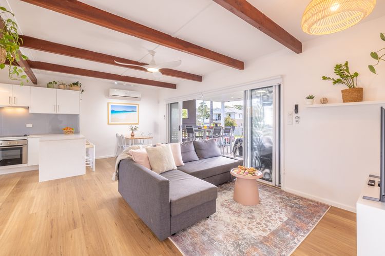 The Jacaranda, 3 Achilles St Pet Friendly, Air Con, Wi-Fi, Boat Parking