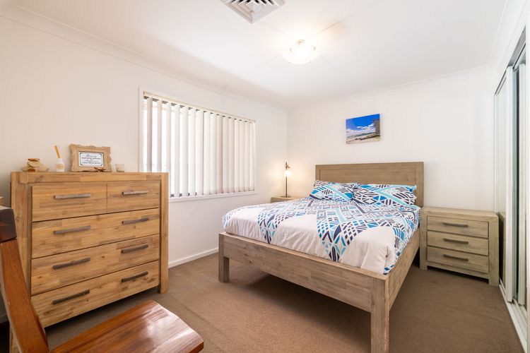 Kallaroo, 3 Kallaroo Street- great house with views, pool, WIFI and aircon