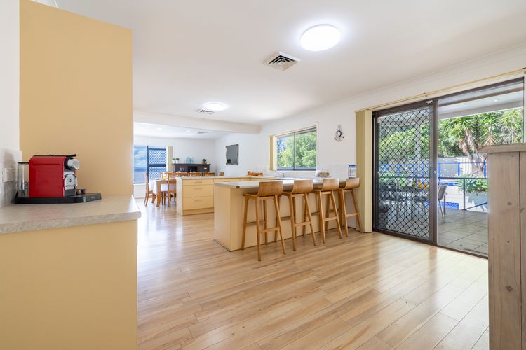 Kallaroo, 3 Kallaroo Street- great house with views, pool, WIFI and aircon