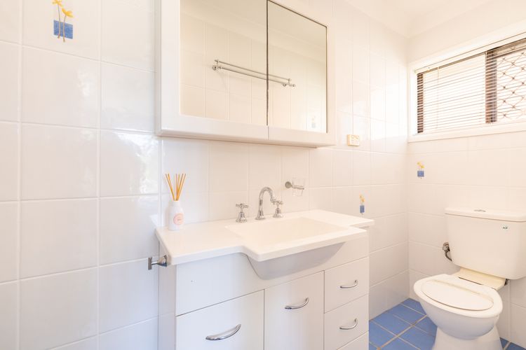 Kallaroo, 3 Kallaroo Street- great house with views, pool, WIFI and aircon