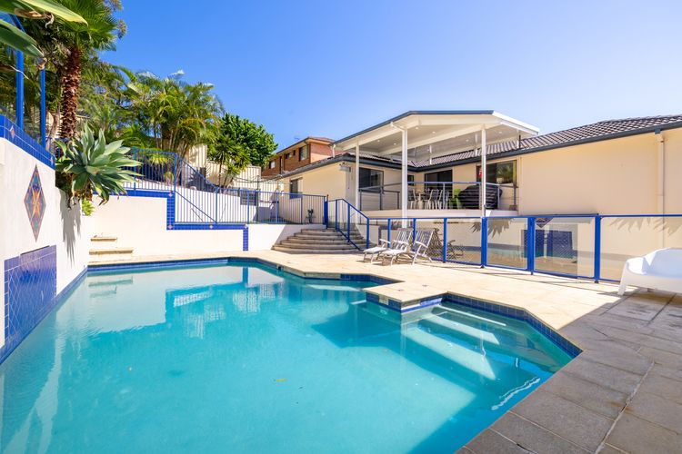 Kallaroo, 3 Kallaroo Street- great house with views, pool, WIFI and aircon