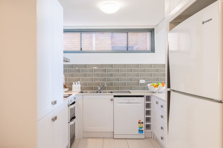 Kooyonga, 1/211 Soldiers Point Rd – waterfront, views linen, aircon