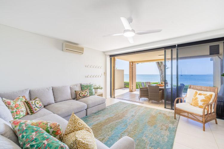 Kooyonga, 1/211 Soldiers Point Rd – waterfront, views linen, aircon