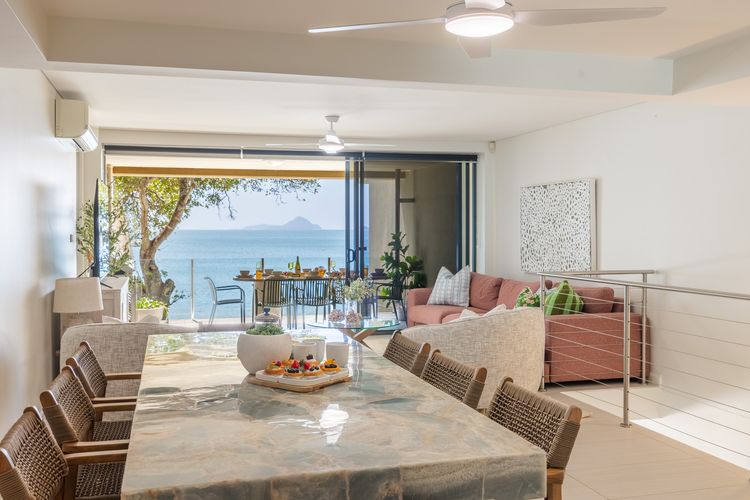 Kooyonga, 1/211 Soldiers Point Rd – waterfront, views linen, aircon