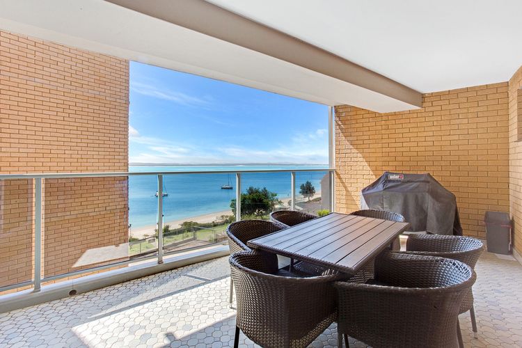 Kiah, 10/53 Victoria Parade – Stunning Views, AIRCON and Close to the Marina