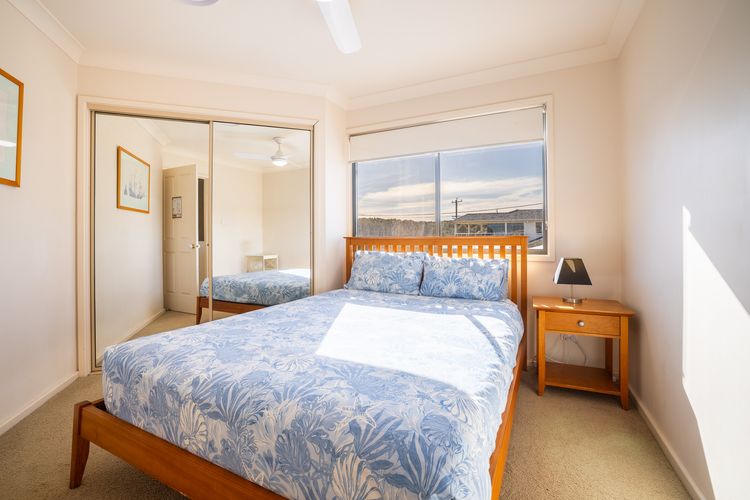Ocean Views, 4 Ocean Street – Absolute Waterfront Retreat at Fishermans Bay