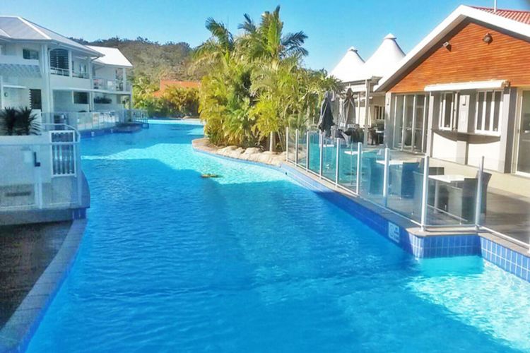Pacific Blue 339/265 Sandy Pt Road – HUGE RESORT LAGOON POOL