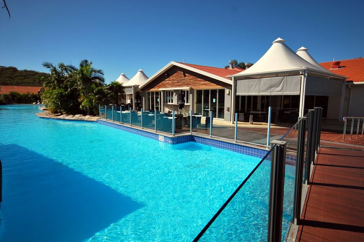 Pacific Blue 339/265 Sandy Pt Road – HUGE RESORT LAGOON POOL