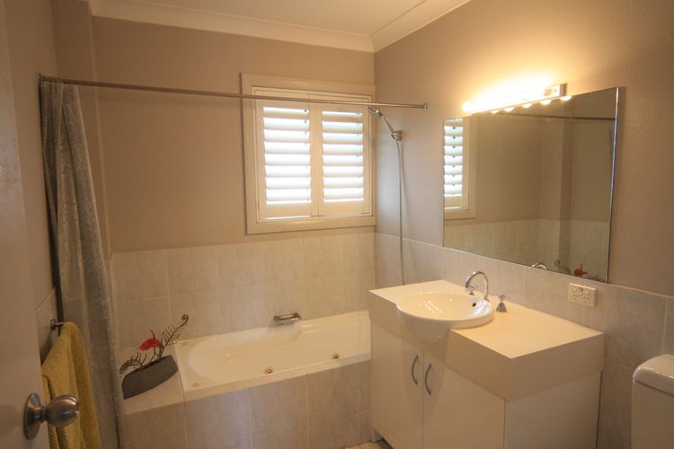 Pacific Blue 339/265 Sandy Pt Road – HUGE RESORT LAGOON POOL