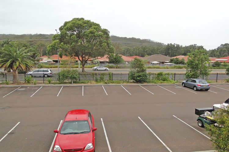 Pacific Blue 339/265 Sandy Pt Road – HUGE RESORT LAGOON POOL