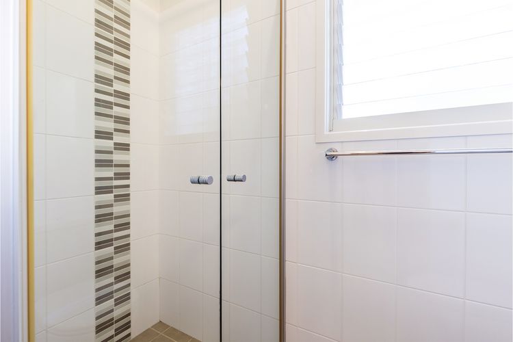 Florida, 1/5 Lillian Street – 2 min walk to beach, shops & restaurants