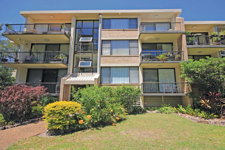 Magnus Gardens, 10/7 Magnus Street – Beautiful unit close to town with air con and Wi-Fi