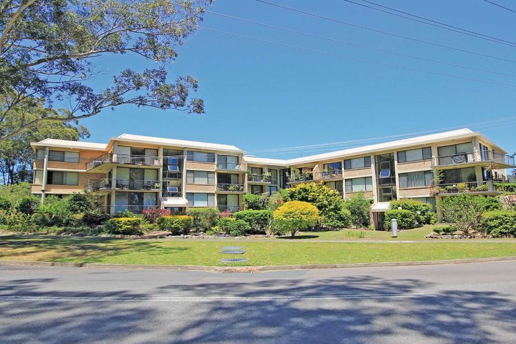 Magnus Gardens, 10/7 Magnus Street – Beautiful unit close to town with air con and Wi-Fi