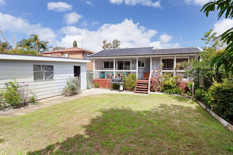 Rubys Retreat, 44 Achilles Street – pet friendly, aircon, wifi & boat parking