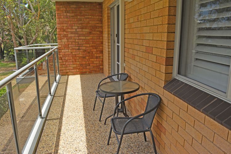 Parkview, 10/11-13 Catalina Close – peaceful park views