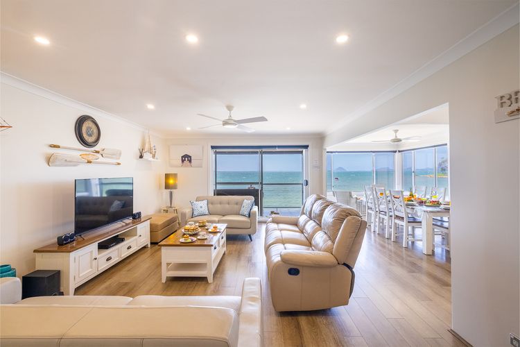 Sunrise Waters, 2/63 Soldiers Point Road – stunning waterfront property ‘