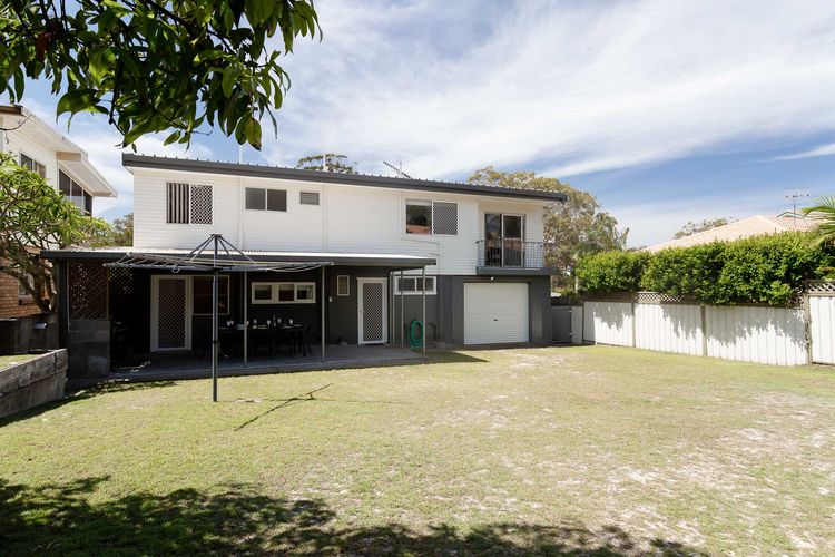 The Norburn, 3 Norburn Avenue – aircon, wifi, boat parking, close to water & clubs