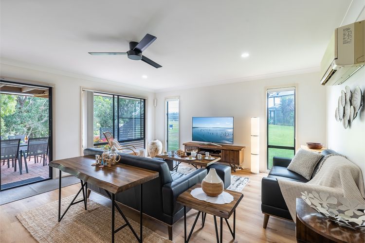 Villa 121 Horizons , 37 Horizons Drive – fantastic villa on the golf course
