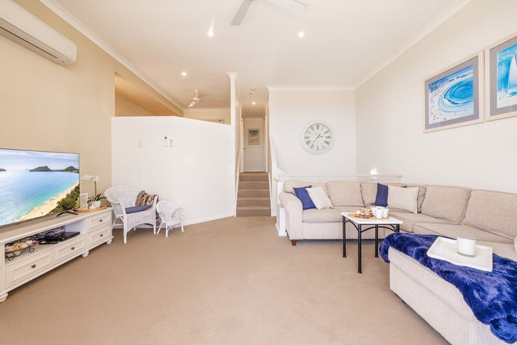 Walk on Birubi, 1/40 Ocean Ave – WIFI, Boat Parking & Water Views