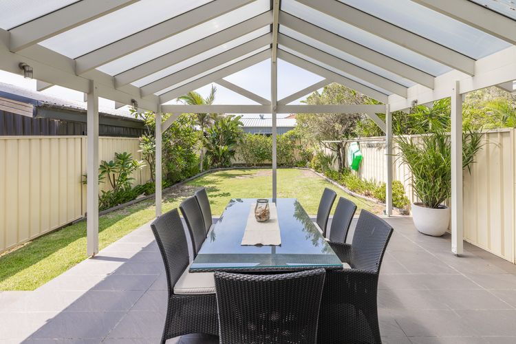 Walk on Birubi, 1/40 Ocean Ave – WIFI, Boat Parking & Water Views