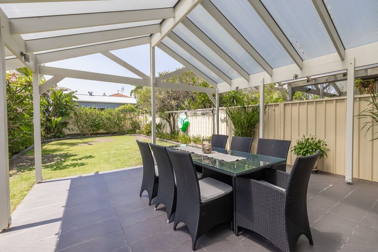 Walk on Birubi, 1/40 Ocean Ave – WIFI, Boat Parking & Water Views