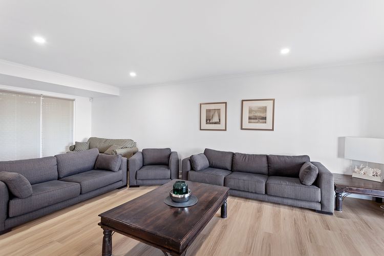 Island View – 80 Lentara St – Large Family Home, Pool, WIFI and Sweeping Views of Fingal