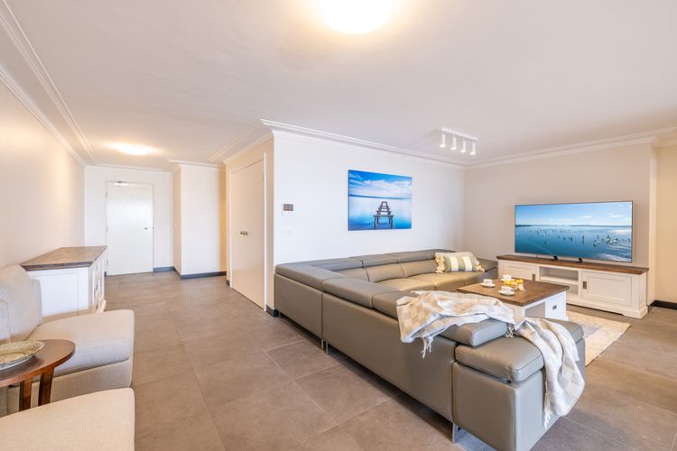 Florentine, 3/11 Columbia Cl – Lift, Linen and Sensational Waterviews