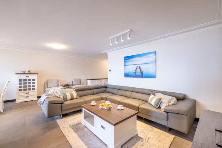 Florentine, 3/11 Columbia Cl – Lift, Linen and Sensational Waterviews