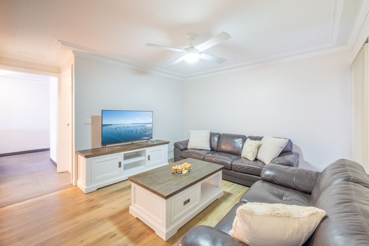 Florentine, 3/11 Columbia Cl – Lift, Linen and Sensational Waterviews