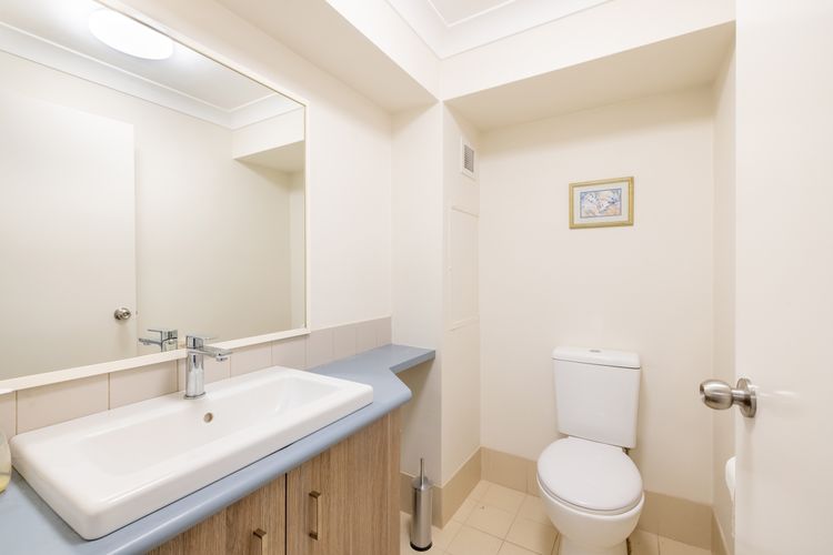 Florentine, 3/11 Columbia Cl – Lift, Linen and Sensational Waterviews