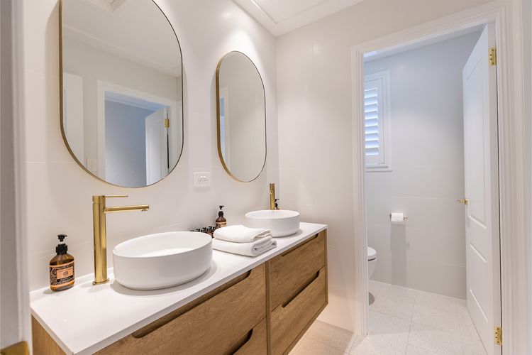 81 Horace St – WIFI, Pool and air conditioning