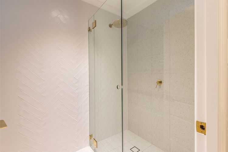 81 Horace St – WIFI, Pool and air conditioning