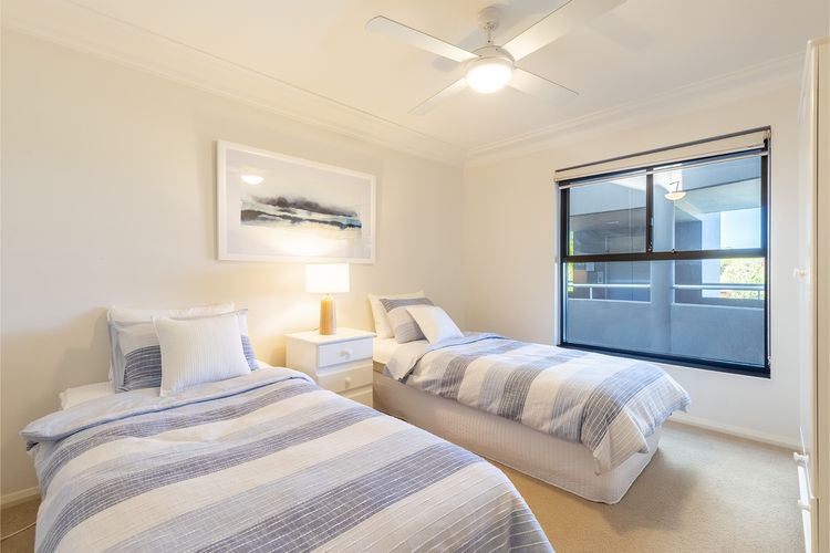 Florentine, 14/11 Columbia Cl – – AIRCON, WIFI, UNSURPASSED WATER VIEWS