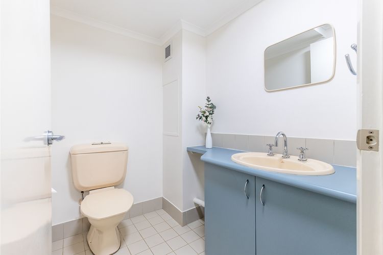 Florentine, 14/11 Columbia Cl – – AIRCON, WIFI, UNSURPASSED WATER VIEWS