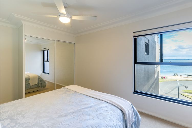 Florentine, 14/11 Columbia Cl – – AIRCON, WIFI, UNSURPASSED WATER VIEWS