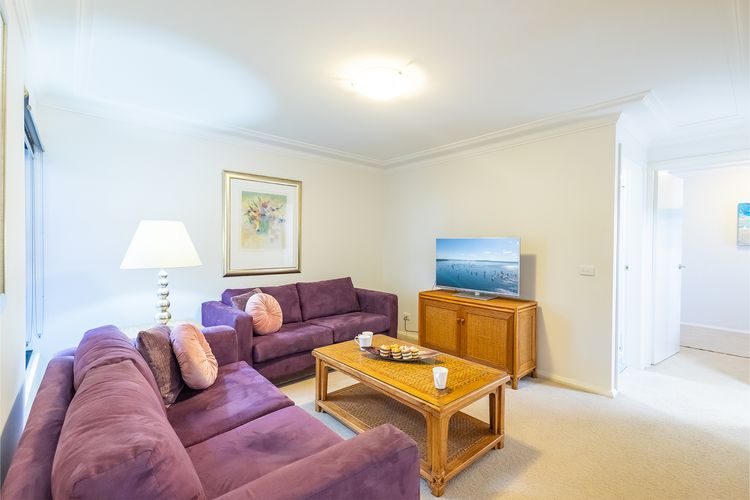 Florentine, 14/11 Columbia Cl – – AIRCON, WIFI, UNSURPASSED WATER VIEWS