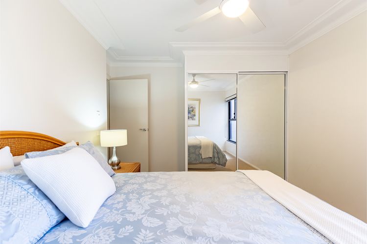Florentine, 14/11 Columbia Cl – – AIRCON, WIFI, UNSURPASSED WATER VIEWS