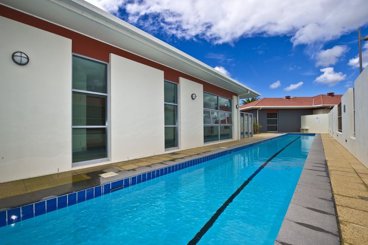 Pacific Blue  278/265 Sandy Pt Rd- Dual Key Access, WIFI, Linen and Air Conditioning