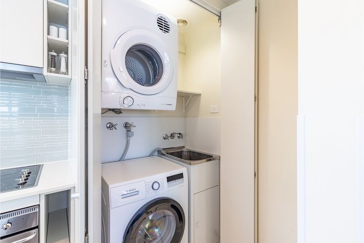 Pacific Blue  278/265 Sandy Pt Rd- Dual Key Access, WIFI, Linen and Air Conditioning