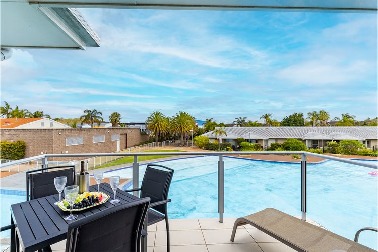 Pacific Blue  278/265 Sandy Pt Rd- Dual Key Access, WIFI, Linen and Air Conditioning