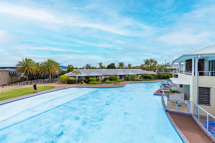 Pacific Blue  278/265 Sandy Pt Rd- Dual Key Access, WIFI, Linen and Air Conditioning